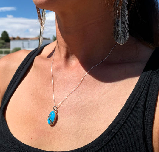 Kingman turquoise necklace