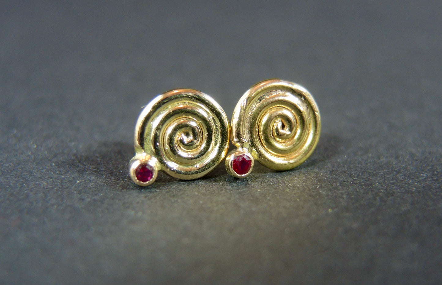 Spiral Stud (SINGLE)